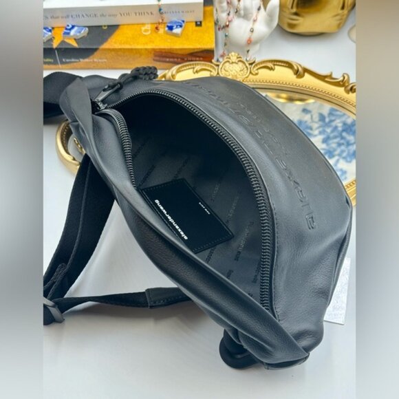 🆕 ALEXANDER WANG 🧿 NWT NIB Primal Leather Fannypack Belt Bag - AUTHENTICATED - Picture 6 of 15